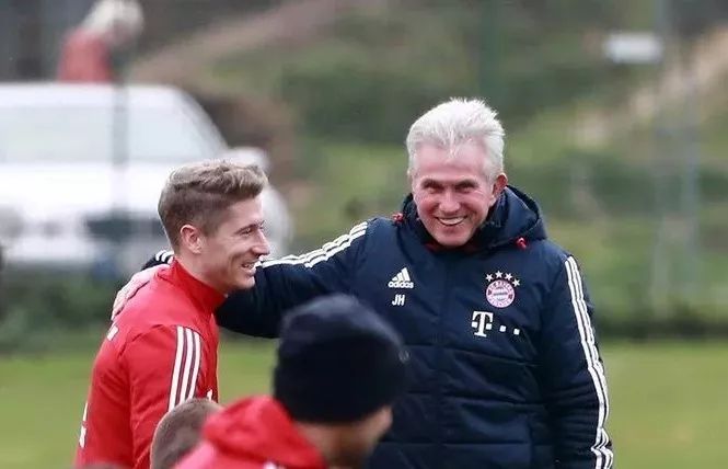 面对泰山队 面对泰山队